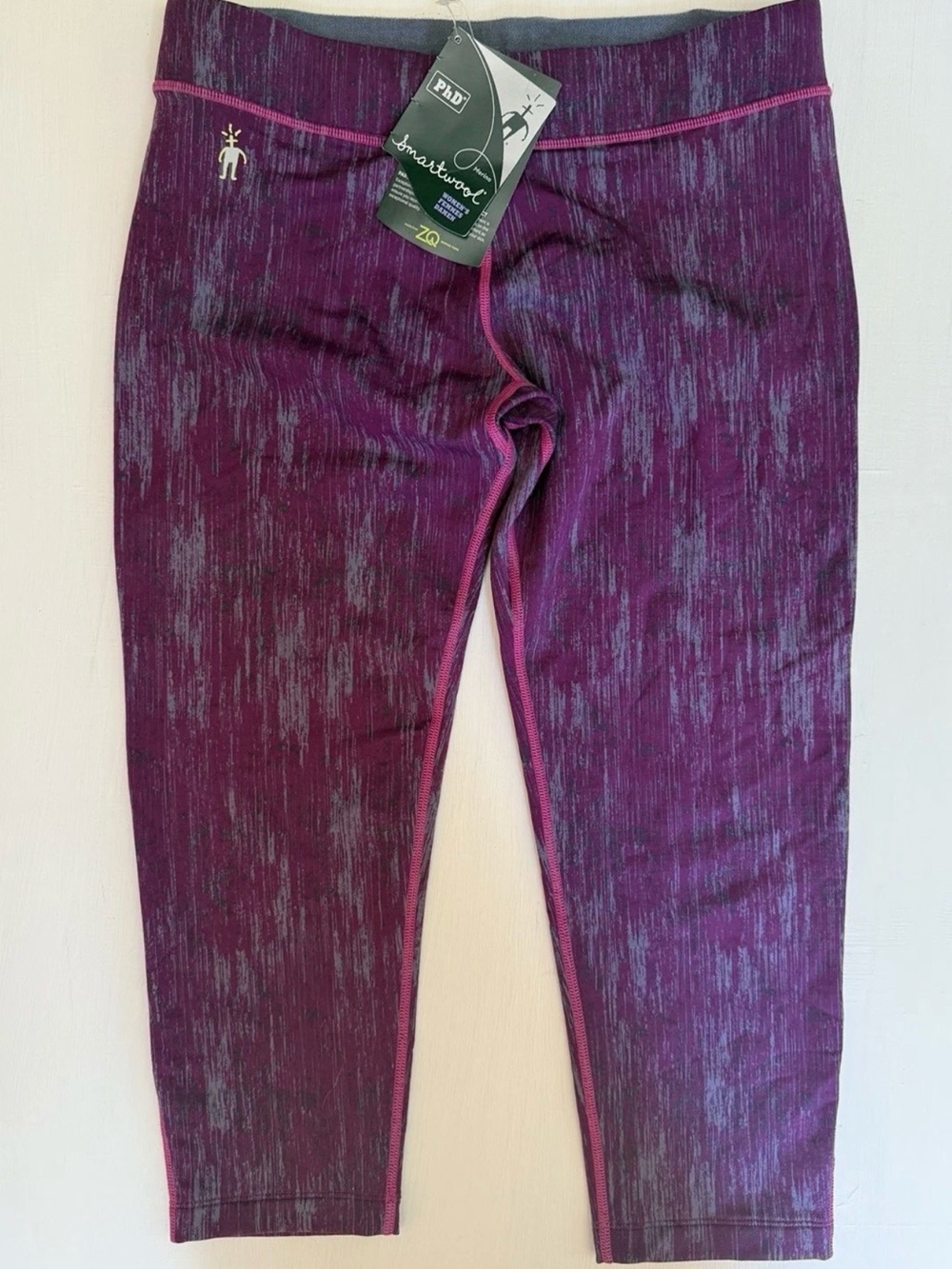 NWT SMARTWOOL Women MEDIUM PhD Pattern Capri Leggings Berry Multi Wool Blend